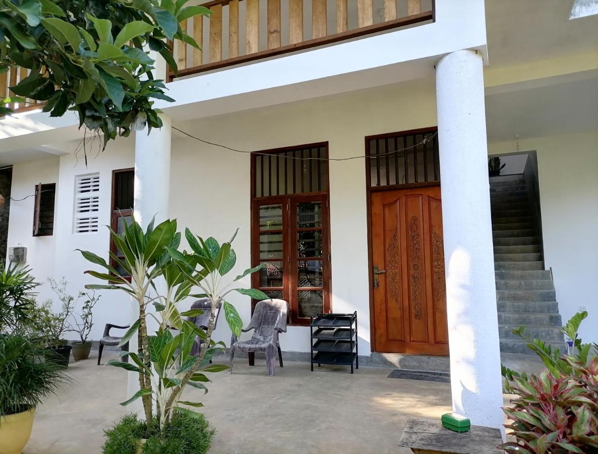 Hiriketiya Hasmal House Apartment Dickwella Exterior photo