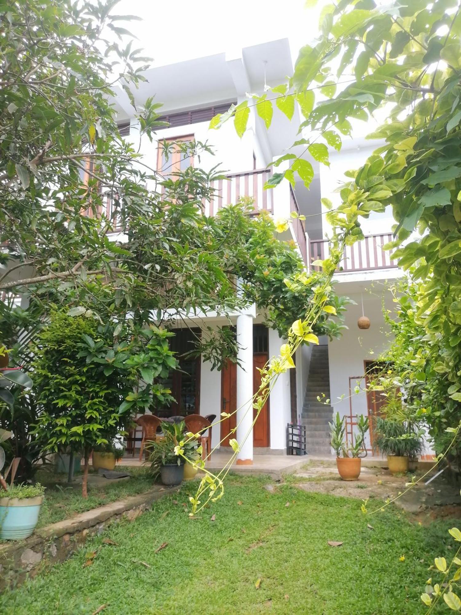 Hiriketiya Hasmal House Apartment Dickwella Exterior photo